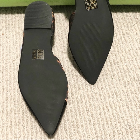 Black and leopard flats - Picture 9 of 9